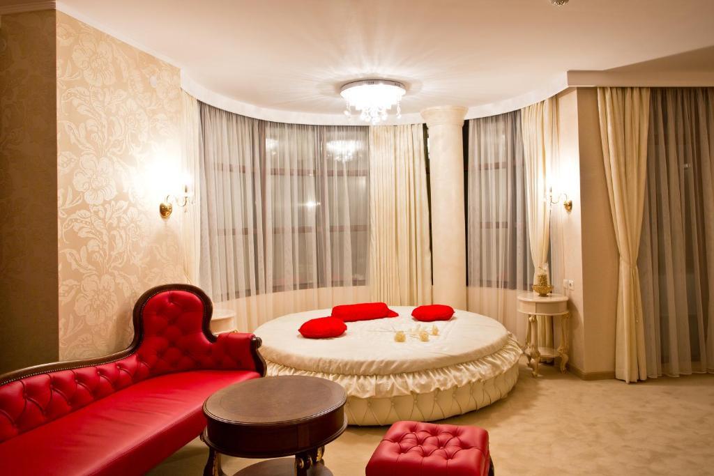 Hotel Diamond Kazanlŭk Cameră foto
