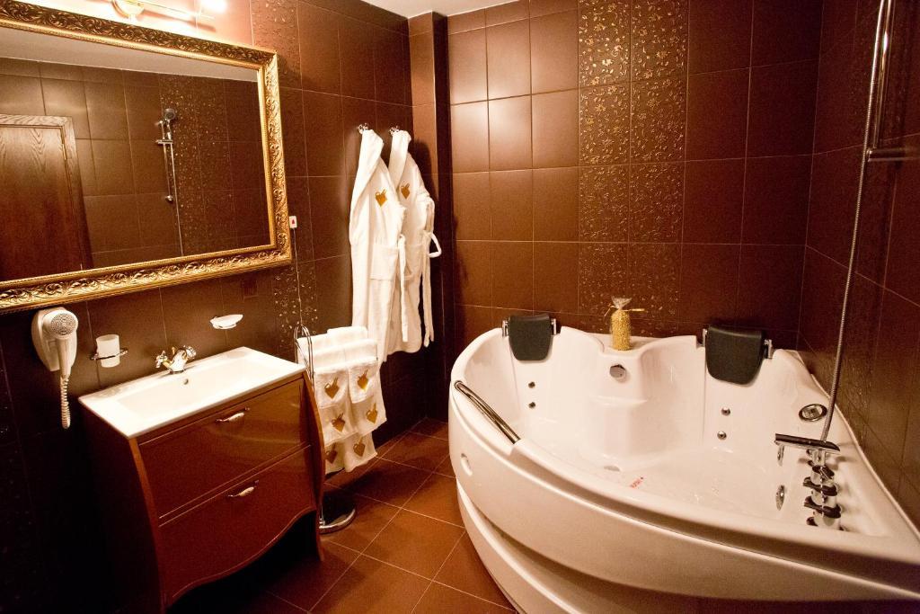 Hotel Diamond Kazanlŭk Cameră foto